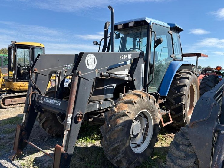 new-holland-ts110-image-1
