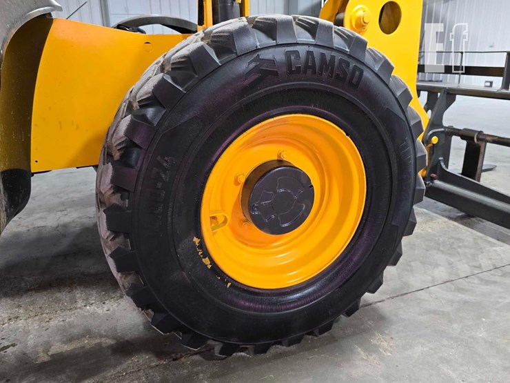 2016-jcb-507-42-image-27