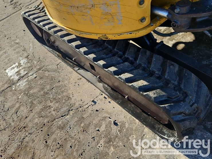 2021-deere-30g-image-13