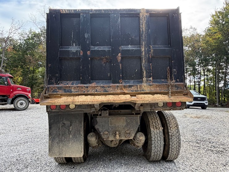 #63-•-2008-international-tri-axle-dump-truck-image-5