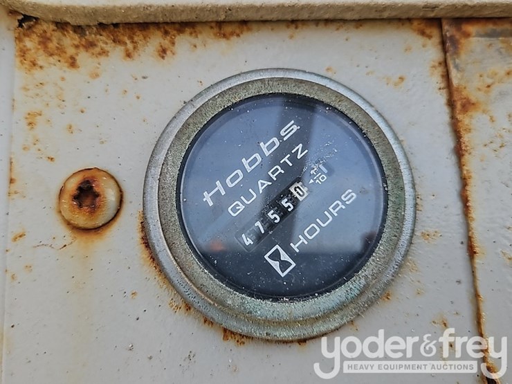caterpillar-120h-image-31