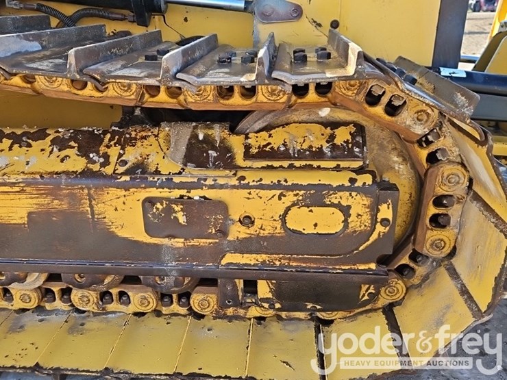 2019-caterpillar-d5k2-lgp-image-14