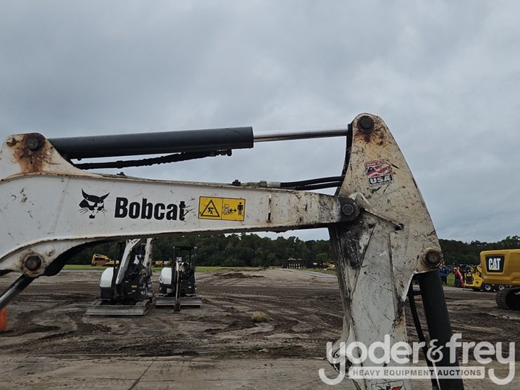 2019-bobcat-e35i-image-11
