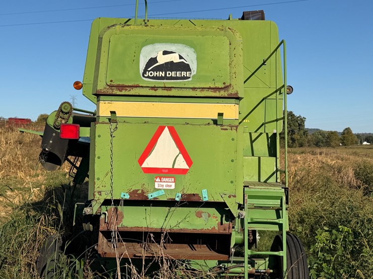 john-deere-4425-image-6