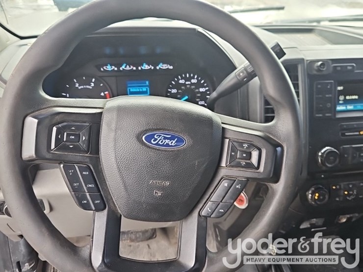 2018-ford-f550-image-32