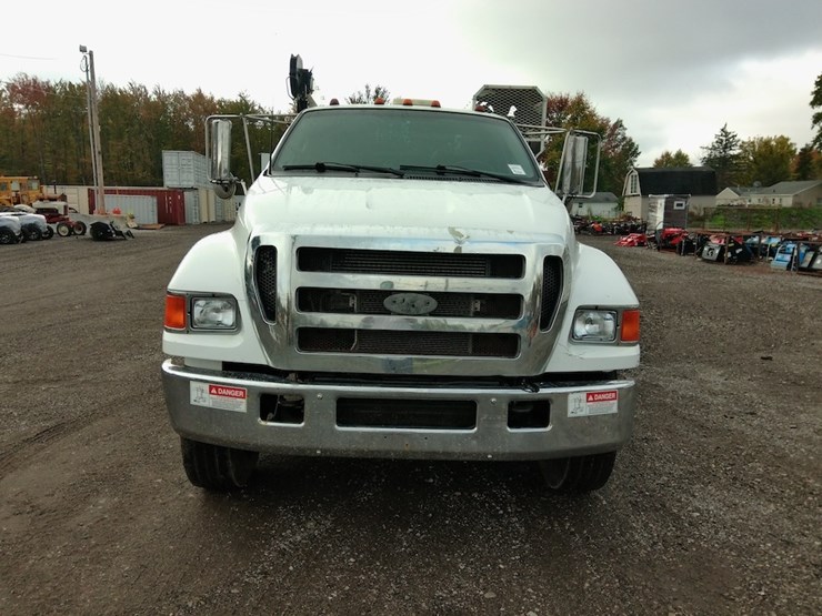 2004-ford-f650-image-2