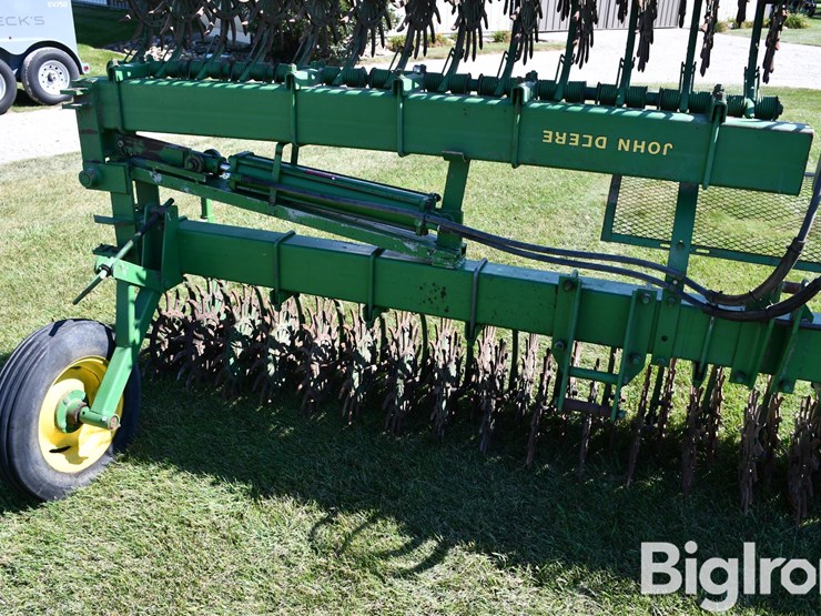 john-deere-400-image-18