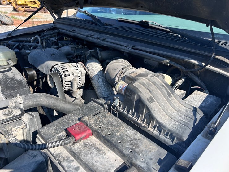 2001-ford-f350-xlt-image-33