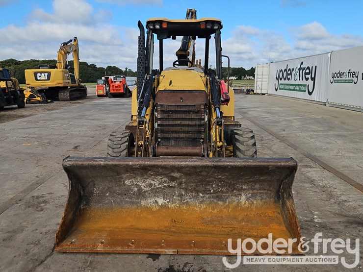 2018-caterpillar-420f2-it-image-7