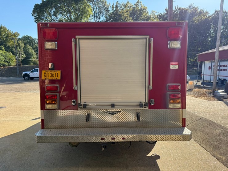 2004-ford-f550-image-20