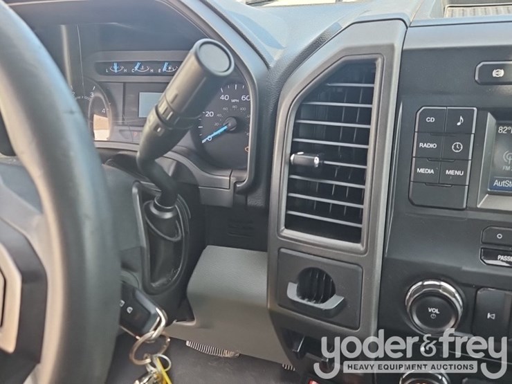 2018-ford-f350-sd-image-36