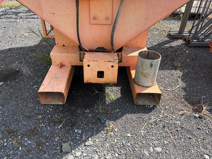 pre-cast-3yd-concrete-pump-image-6