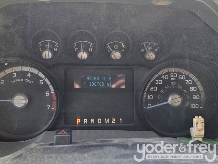 2016-ford-f250-xl-image-29