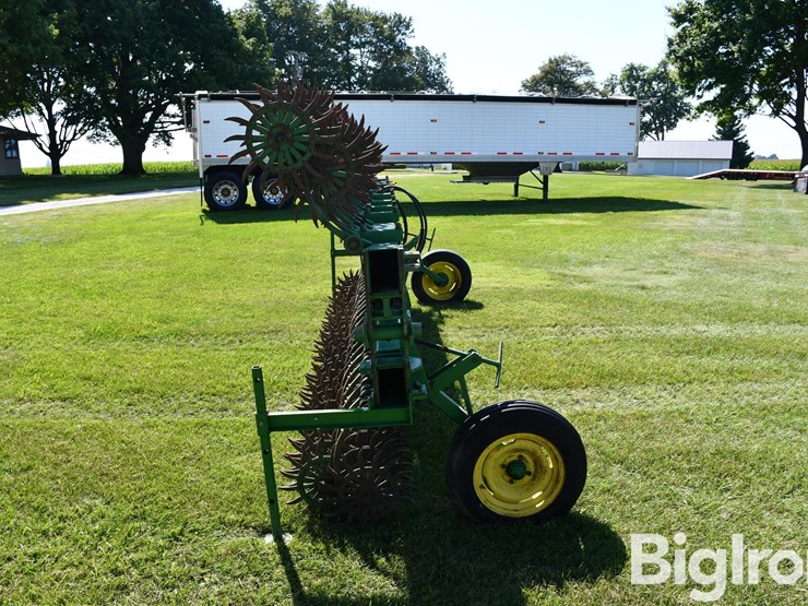 john-deere-400-image-4