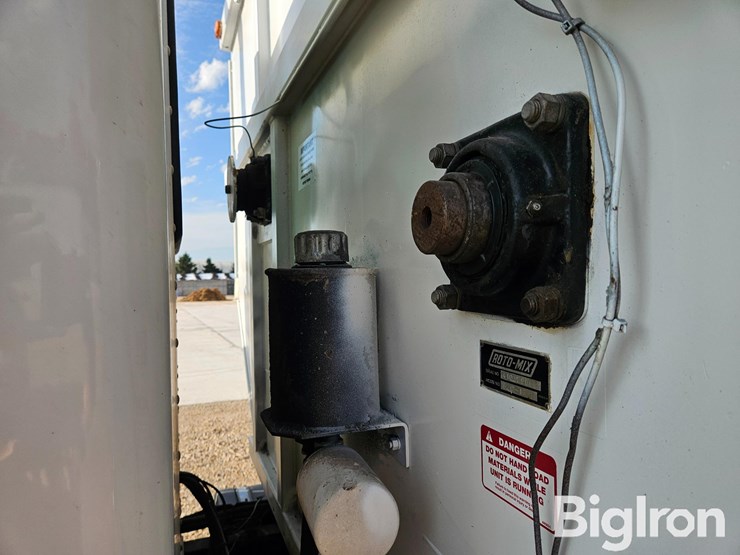 2013-kenworth-t370-image-19