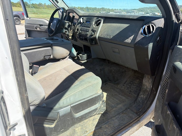2011-ford-f250-xlt-image-19