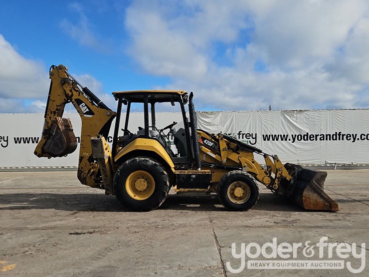 2018-caterpillar-420f2-it-image-5