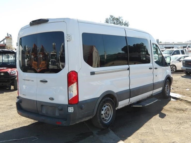 2018-ford-transit-image-4