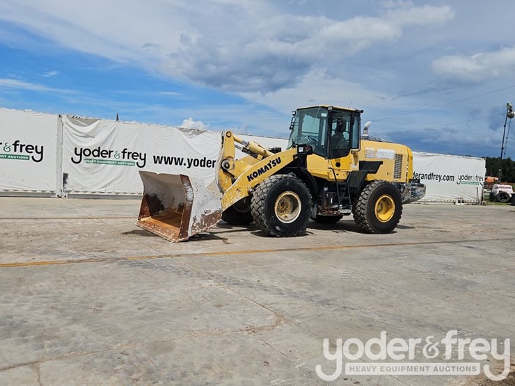2019-komatsu-wa320-8-image-2