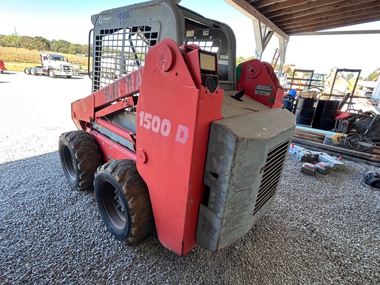 #82-•-omni-quip-compact-skid-steer-image-5