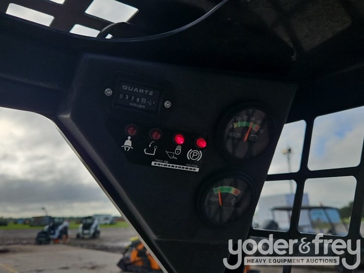 2022-bobcat-s70-image-25