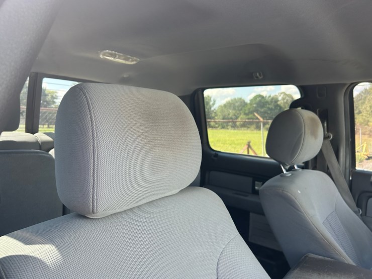 2014-ford-f150-xlt-image-48