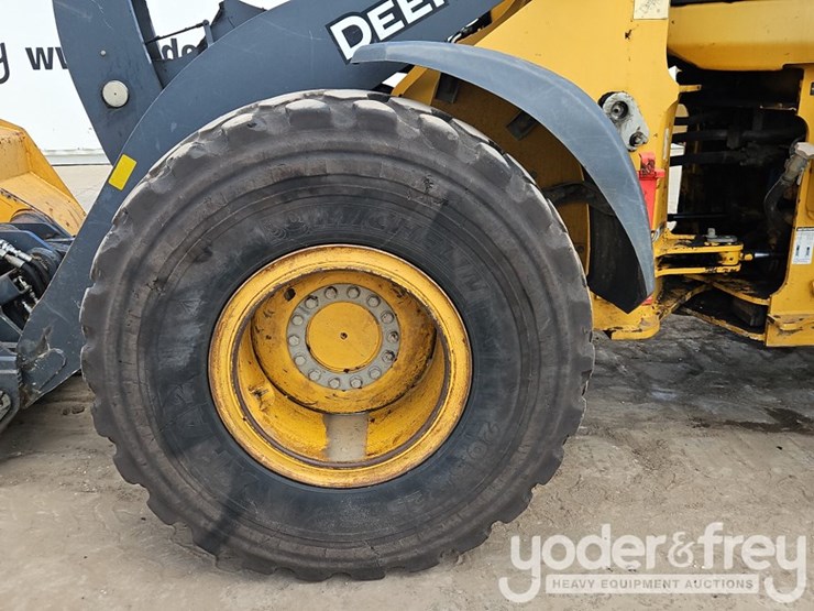 2019-deere-624l-image-18