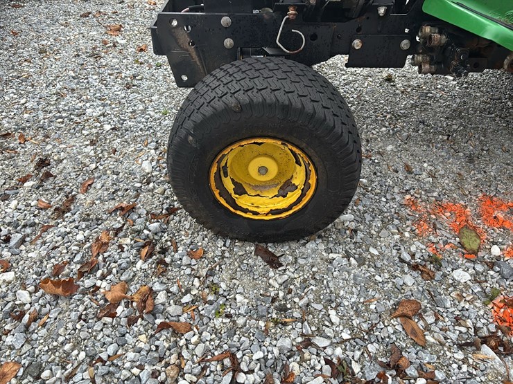 john-deere-425-image-10