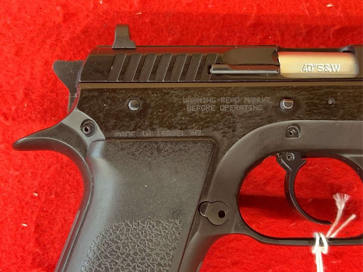 imi-desert-eagle-baby-eagle-.40-s&w-semiauto-pistol-image-9