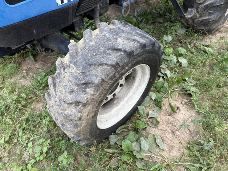 new-holland-tc40a-image-11