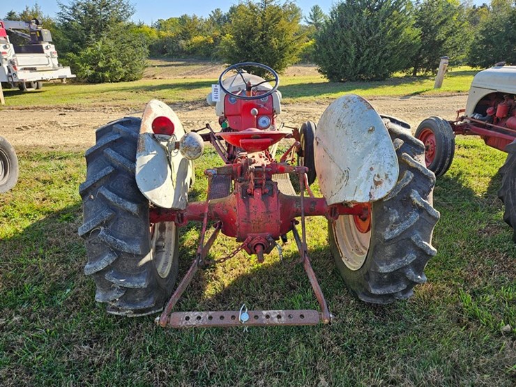 ford-8n-image-4