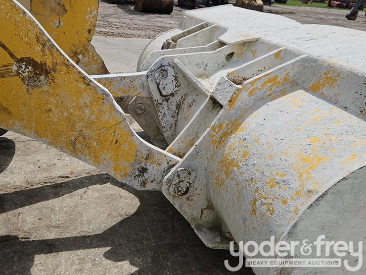 2019-komatsu-wa320-8-image-13