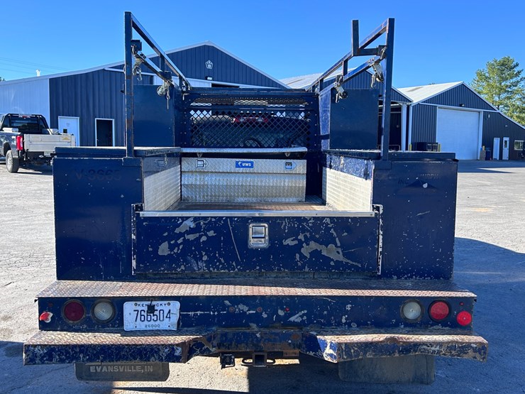 2017-gmc-3500-image-6