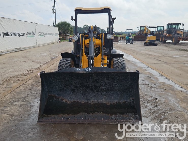 2012-jcb-406b-image-14