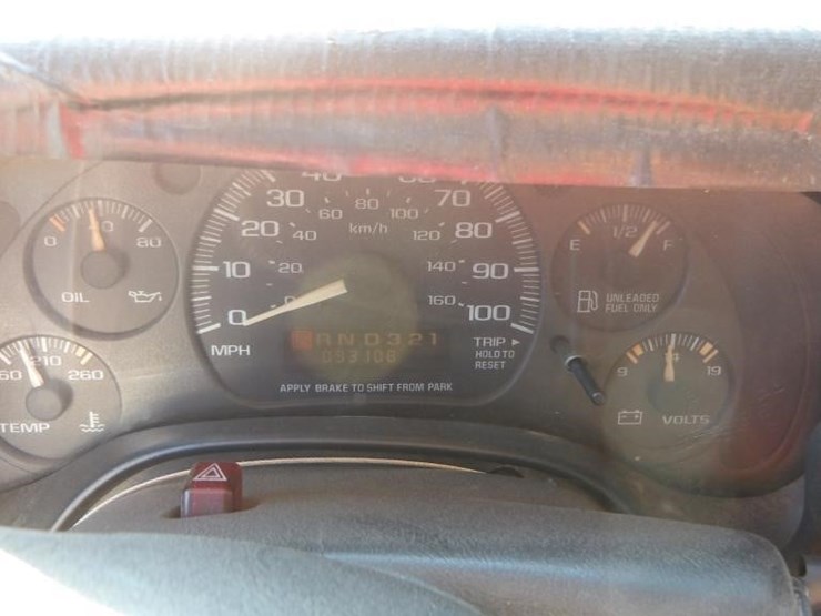 2002-gmc-3500-image-21