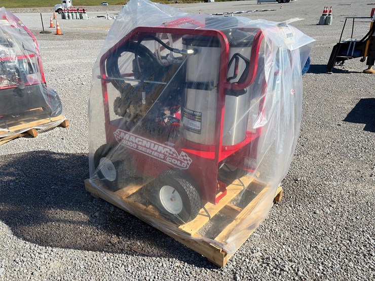 #100-•-hot-water-pressure-washer-system-image-3
