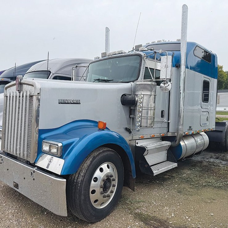 2005 KENWORTH W900L