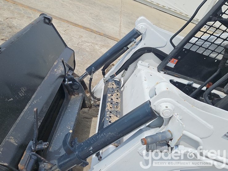 bobcat-873-image-12