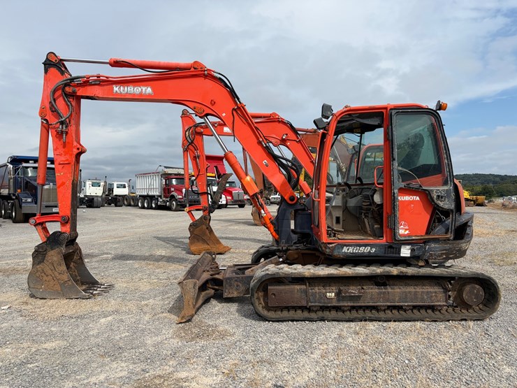 #22-•-2009-kubota-080-3-mini-excavator-image-5