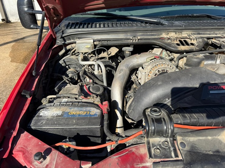2004-ford-f550-image-41