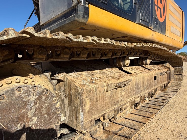 2017-caterpillar-336-image-13