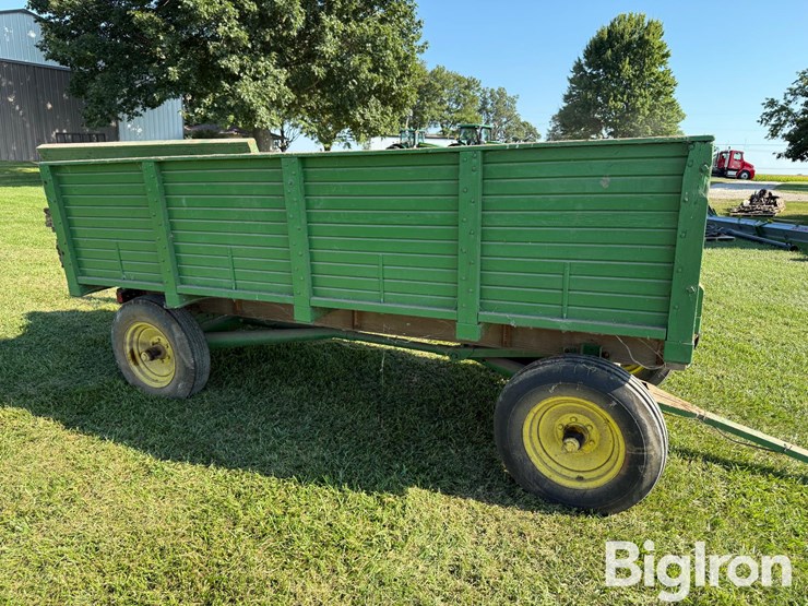 deere-tires-image-3