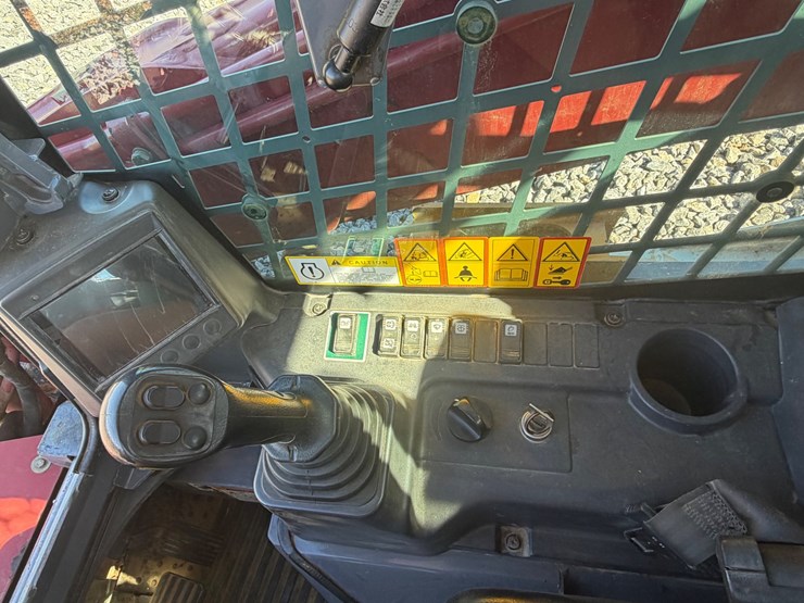 2016-takeuchi-tl10v2-image-21