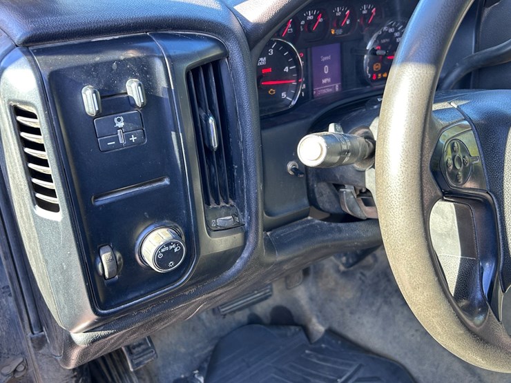 2016-gmc-3500-image-44