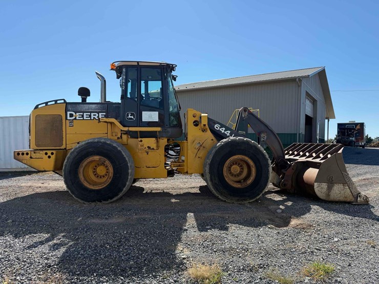 deere-644j-image-11