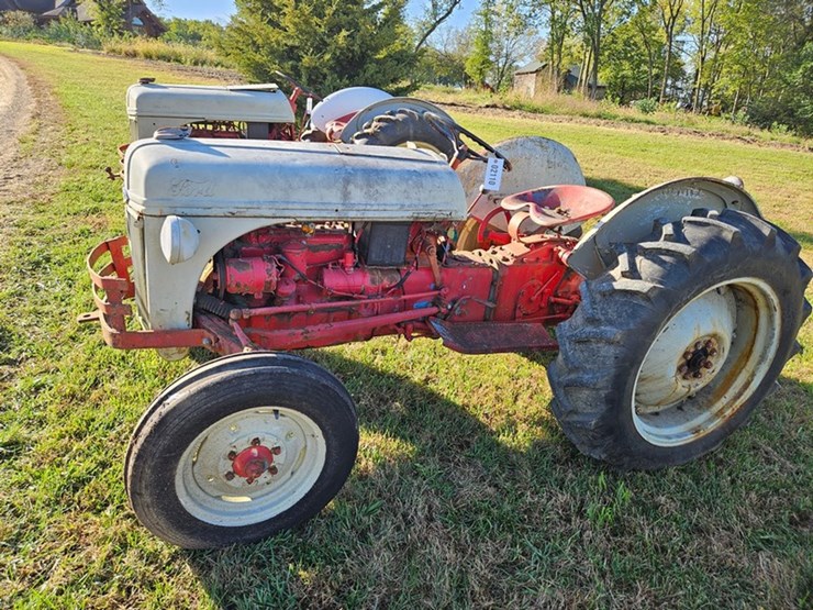 ford-8n-image-2