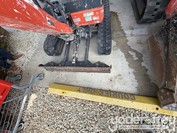 2020-kubota-kx018-4-image-10