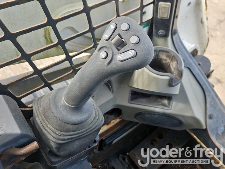 2018-bobcat-t590-image-19