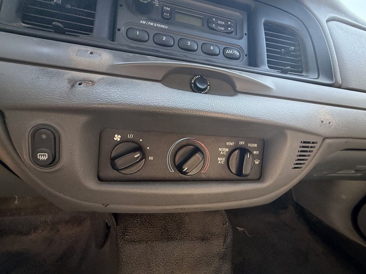 #46835-•-2005-ford-crown-victoria-sedan-2fafp71wx5x153100-inv#46835-image-53