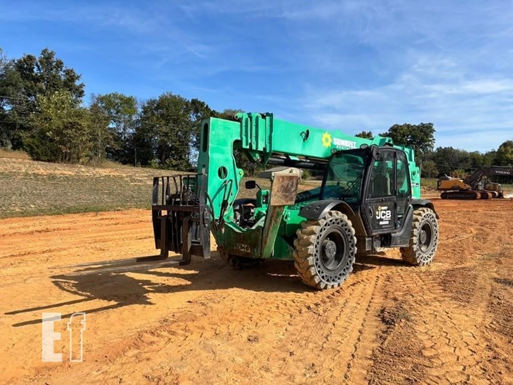 2018-jcb-512-56-image-3